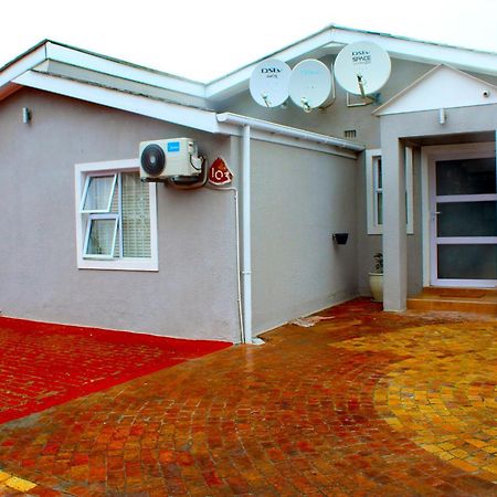 103Onwallace Self Catering Guest House Cape Town Ngoại thất bức ảnh